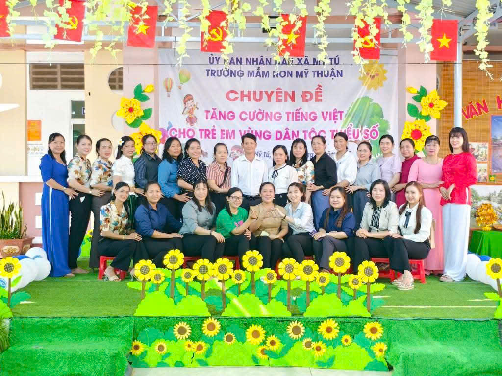 Trường Mầm non Mỹ Thuận tổ chức chuyên đề Tăng Cường Tiếng Việt cho em vùng dân tộc thiểu số năm 2025.
